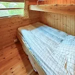 Vakantiehuis 3 Bedroom Cozy In Tjorhom