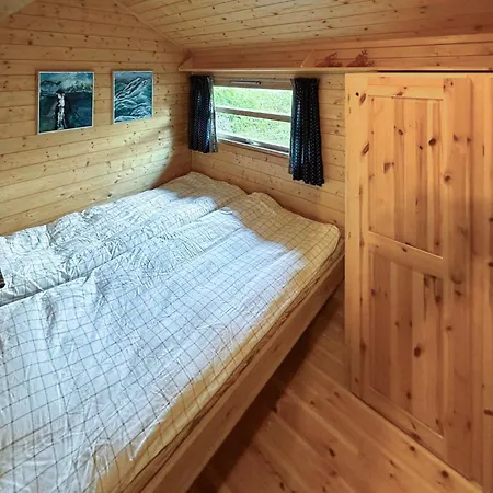 3 Bedroom Cozy In *