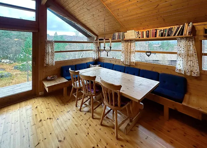 Ferienhaus 3 Bedroom Cozy In *