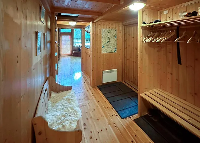 Feriehus 3 Bedroom Cozy In